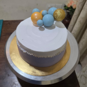 Vanilla Cake, Blue & Gold Bubble Theme